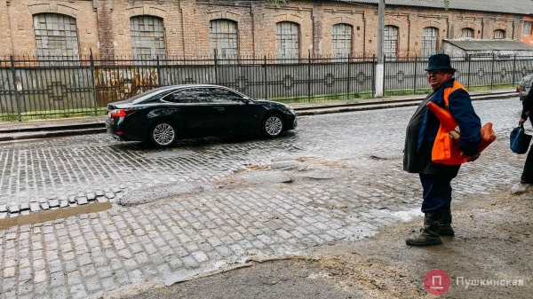 На Молдаванке за 20 миллионов капитально отремонтируют всего один квартал улицы. Фото