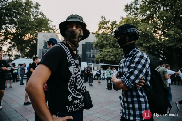 «Жить свободно, жить без страха»: как в Одессе прошел ЛГБТ-прайд. Фоторепортаж