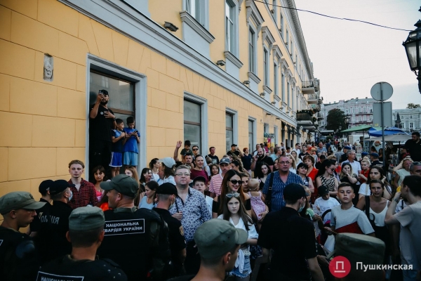 «Жить свободно, жить без страха»: как в Одессе прошел ЛГБТ-прайд. Фоторепортаж