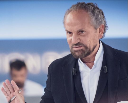 У Шустера виникла словесна перепалка з Арахамією: ведучий звинуватив «Слуг народу» у брехні