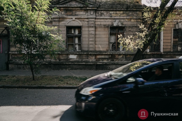 Нетуристическая Одесса, часть 1: смесь времен на окраине Молдаванки. Фоторепортаж