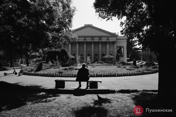 Нетуристическая Одесса, часть 1: смесь времен на окраине Молдаванки. Фоторепортаж
