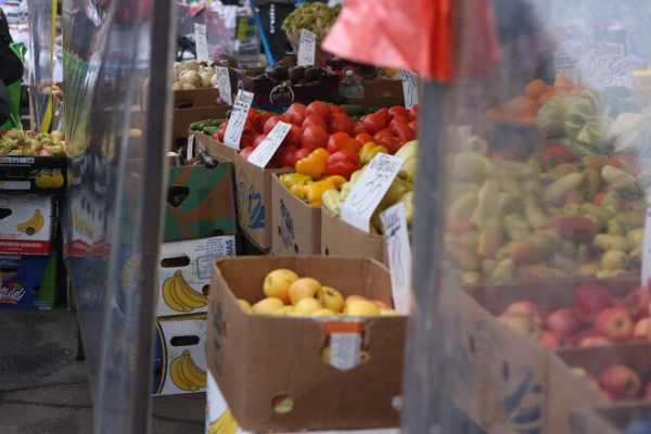 
Цены на популярные продукты питания в Украине пошли вверх: что подорожало больше всего
