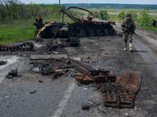 Незважаючи на часткові успіхи ворога на Слов'янському та Сєверодонецькому напрямках, ЗСУ вдається стримувати просування окупантів, — Генштаб