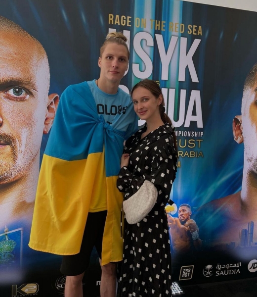 Непереможний українець виграв бій в андеркарді поєдинку Усик — Джошуа