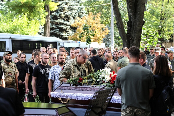 В Одессе и области простились с морскими пехотинцами, бойцом ТРО и зоозащитником, отдавшими жизни за Украину