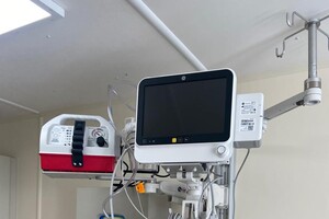 Работает на солнечных батареях: в медучреждении Одесской области установили словацкую блок-больницу 