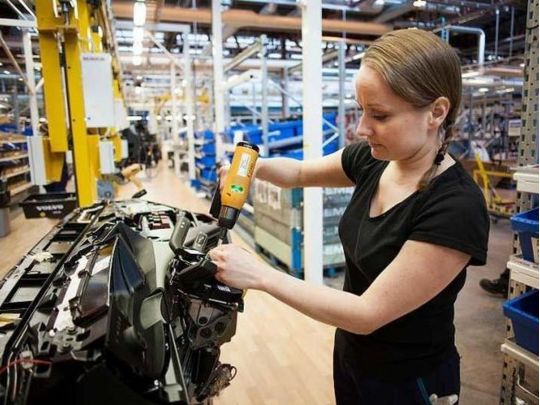 Від 18 до понад 50 тисяч грн: які зарплати виплачують українцям у Чехії