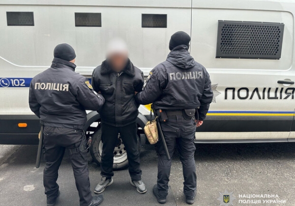 В Одессе завершили расследование по запуску фейерверков у школ и поджога авто: детали