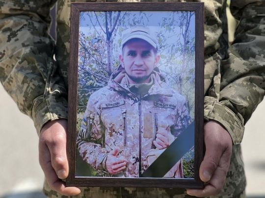 Дива не сталось: на Львівщині поховали 32-річного бійця, за життя якого три місяці боролись лікарі